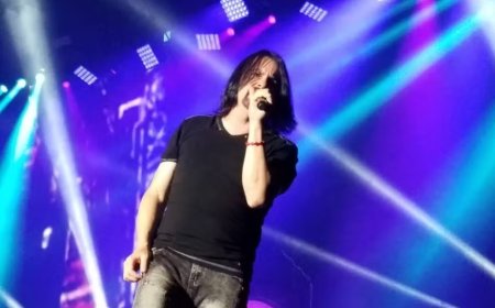 Tommy DeCarlo, fã que virou vocalista do Boston, morre aos 60 anos