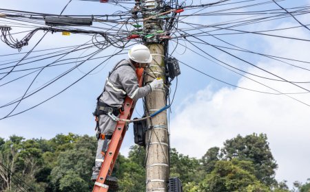 Mutirão de reordenamento de cabos avança pela região Sul e reforça segurança e organização urbana