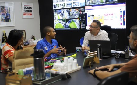 Prefeito Gilmar Lagoinha recebe atleta caieirense que brilha no voleibol nacional e destaca-se como promessa do esporte brasileiro