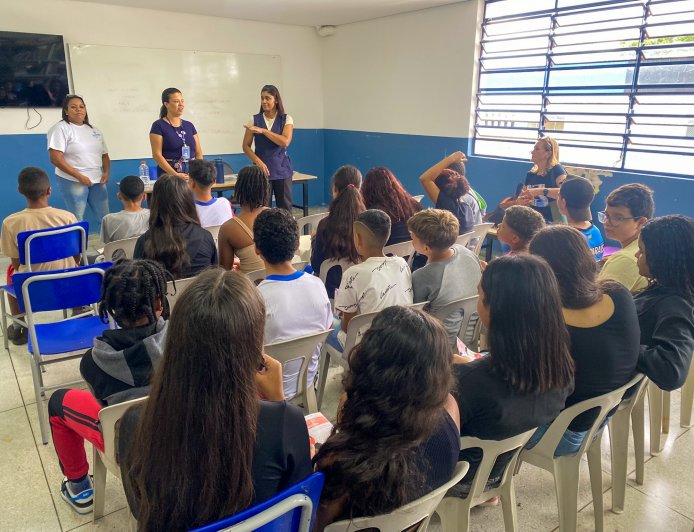 Prefeitura de Cajamar promoveu palestras de conscientização contra a gravidez na adolescência nas escolas municipais