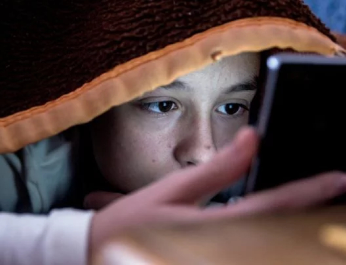 Indonésia proibirá acesso às redes sociais a menores de 16 anos