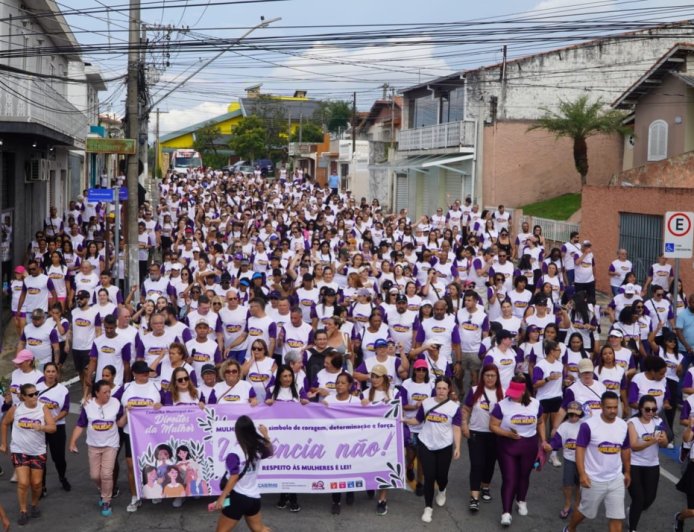 Protagonismo feminino: Caminhada das Mulheres agita Caieiras