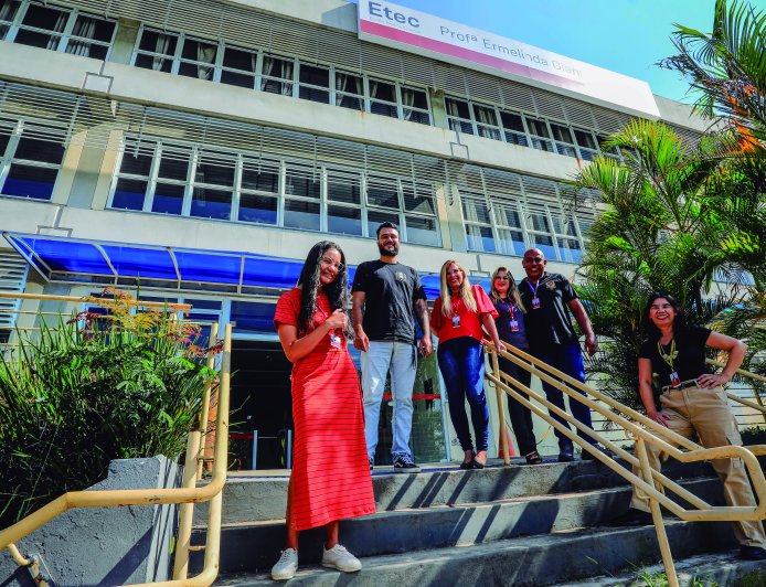 Etec Ermelinda Giannini Teixeira abre processo seletivo para professores