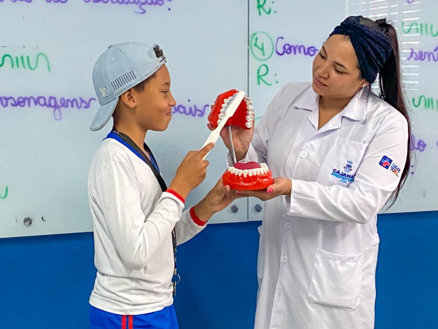 Secretaria de Saúde realiza ação de educação em saúde bucal nas escolas municipais de Cajamar