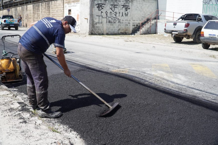 Operação tapa-buracos avança e reforça compromisso com a infraestrutura em Caieiras