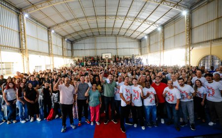 Aula inaugural marca o início de cursinho pré-vestibular gratuito para mais de 700 estudantes da rede pública