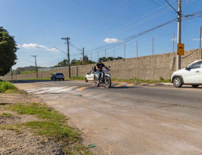 Prefeitura de Jundiaí faz melhorias viárias no Bairro do Poste