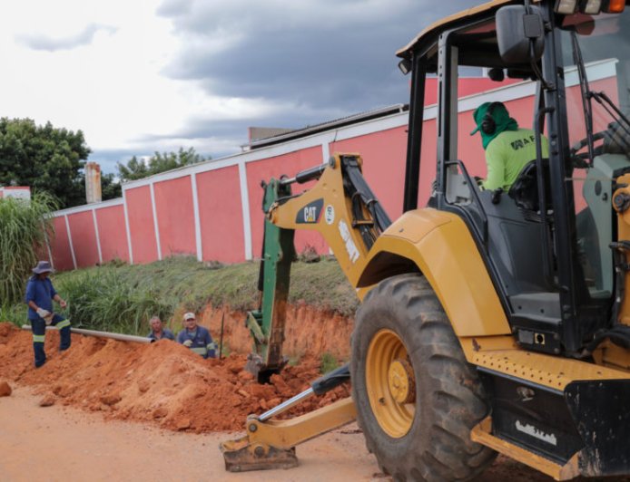 Obra da DAE amplia abastecimento de água para mais de 100 famílias no bairro dos Fernandes
