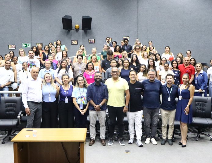 Autismo em foco: encontro transforma informação em empatia e conexão