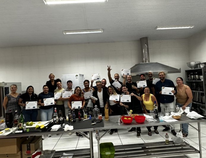 Aprendizado na prática: Workshop de Bartender forma novos talentos em Cajamar