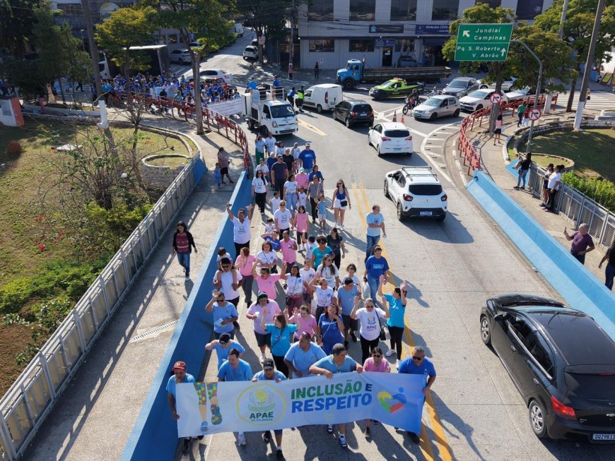 Prefeitura de Cajamar realiza Caminhada Abril Azul e reforça políticas públicas de inclusão