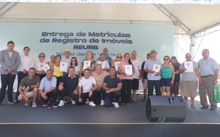 Realização de sonho em Caieiras: Prefeitura entrega matrícula de regularização fundiária para mais de 300 famílias do Jardim Vitória