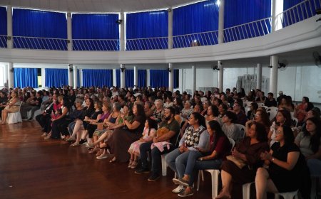 Concerto em homenagem ao Dia das Mães emociona público no Centro Cultural de Caieiras