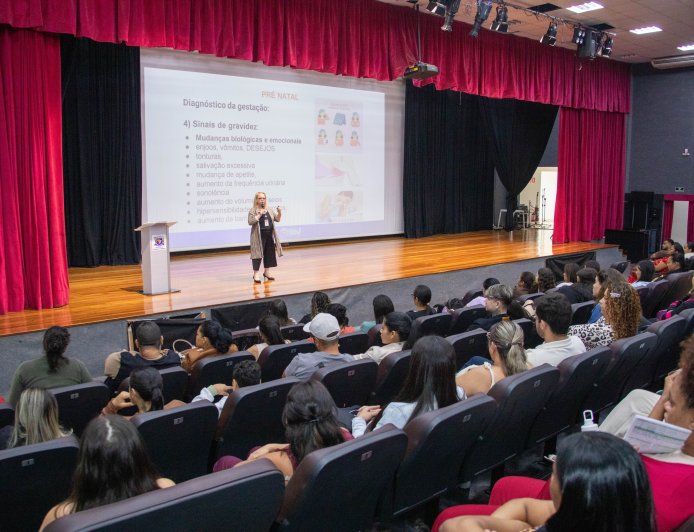 Arena de Eventos se transforma em espaço de cuidado para 300 gestantes