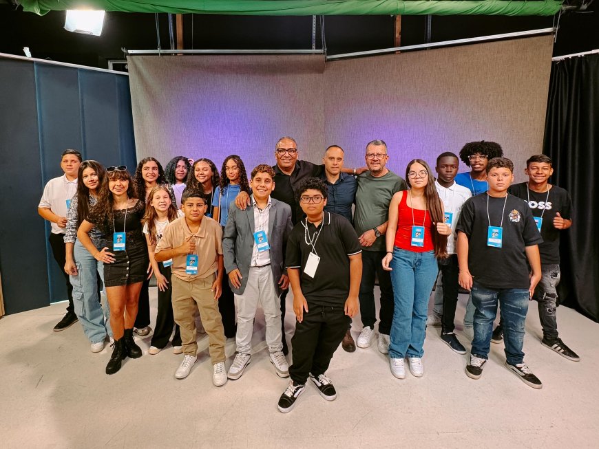 Estudantes de Cajamar fazem visita histórica à ALESP e vivenciam o papel do Legislativo na prática