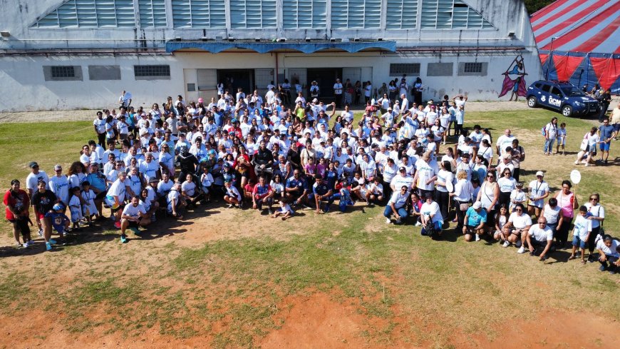 “Franco pelo Autismo” reúne famílias e mobiliza caminhada pelo centro da cidade