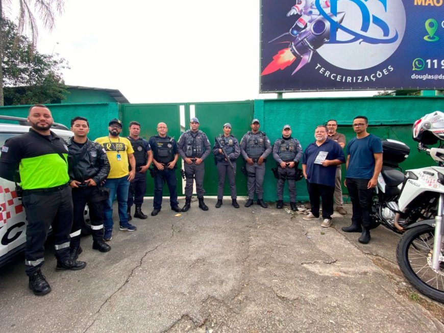 Demutran de Cajamar e DETRAN-SP promovem blitz educativa no Dia D do Maio Amarelo