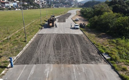 Prefeitura realiza manutenção na Avenida Abel Rizardi para melhorar mobilidade e segurança