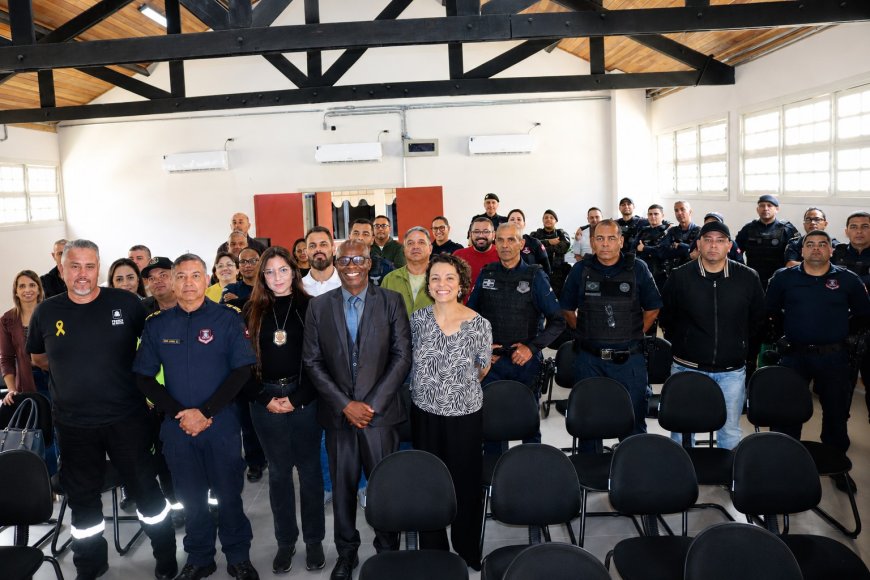 Prefeitura de Franco da Rocha realiza palestra sobre igualdade racial e combate ao racismo no Paço Municipal Juquery