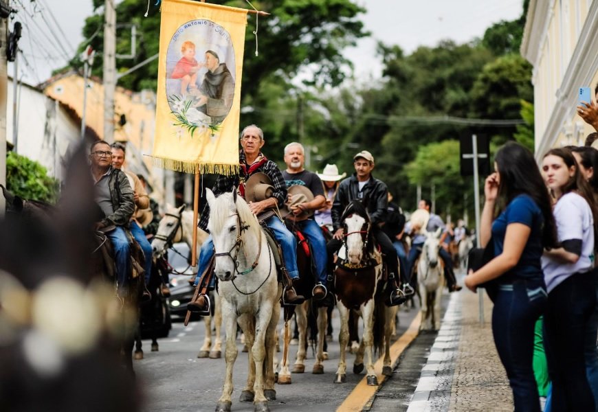 Festa de Santo Antônio do Suru celebra 111 anos de tradição no município
