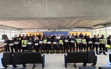 Prefeitura forma primeira turma de agentes da autoridade de trânsito em curso próprio