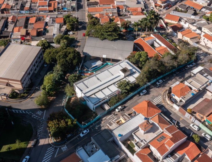 Vila Helena e Jardim Pacaembu recebem investimentos na infraestrutura escolar