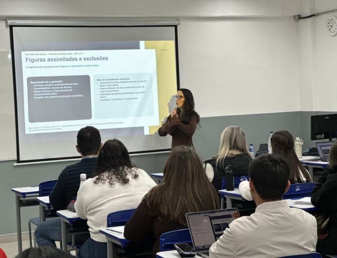 Servidores de Cajamar participam de capacitação sobre os impactos da Reforma Tributária