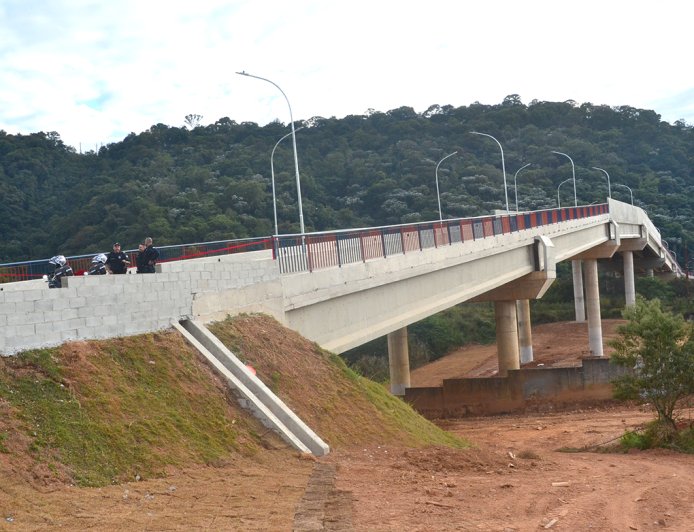 Prefeito Ildo Gusmão anuncia recursos para terceiro viaduto em Morato