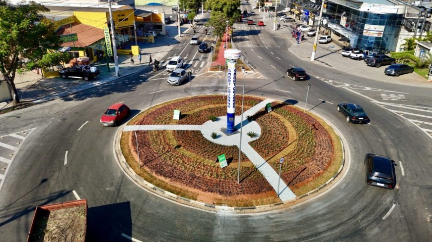 Prefeitura conclui paisagismo em mais uma rotatória de Cajamar
