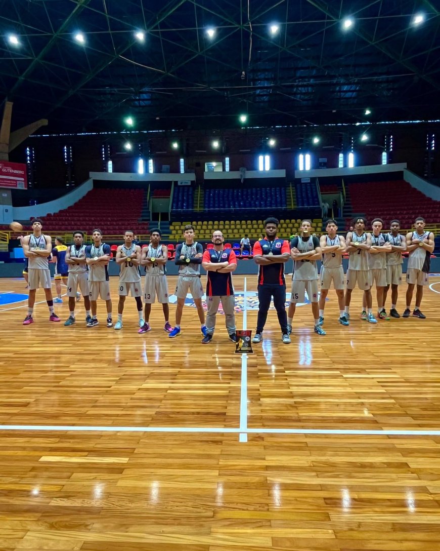Franco da Rocha é campeã da Série Ouro Sub-18 da Liga Paulista de Basketball