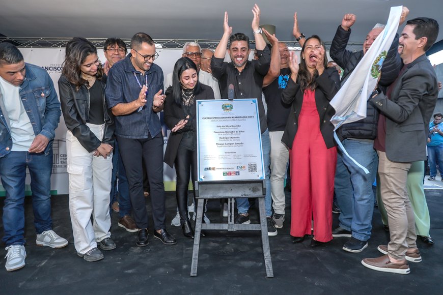 Francisco Morato inaugura o CER II