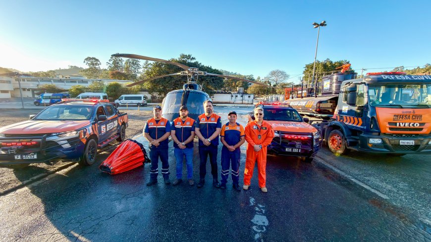 Defesa Civil de Cajamar reforça combate a incêndio em área de mata com apoio de helicóptero
