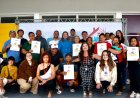 Famílias do Parque Pretória recebem títulos de regularização fundiária