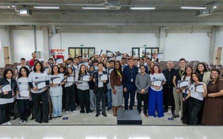 Formatura do Print School celebra capacitação de jovens e amplia oportunidades profissionais em Santana de Parnaíba
