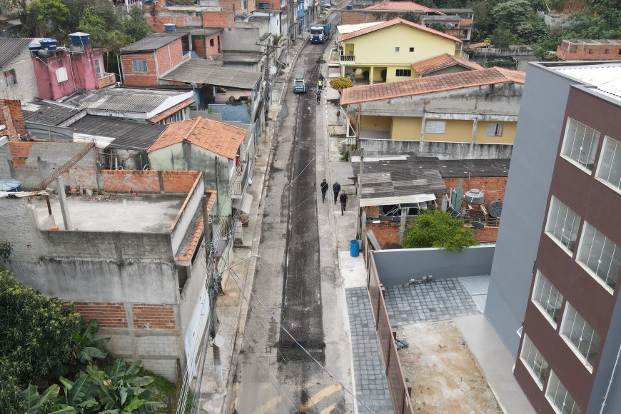 Obras de recapeamento asfáltico chegam à Rua Joaquim Crema, na Vila Rosina