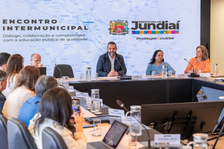 Encontro intermunicipal debate lei federal sobre enquadramento dos profissionais da Educação Infantil