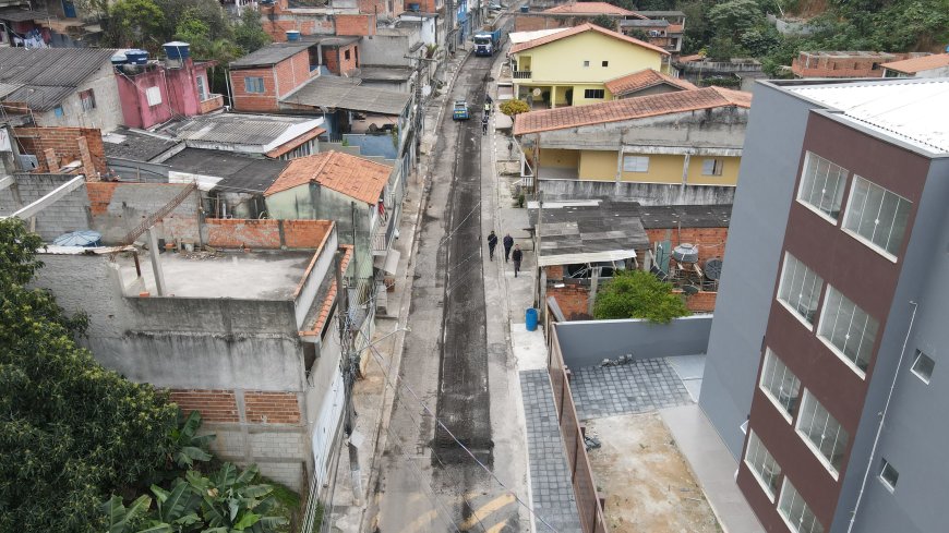 Obras de recapeamento asfáltico chegam à Rua Joaquim Crema, na Vila Rosina