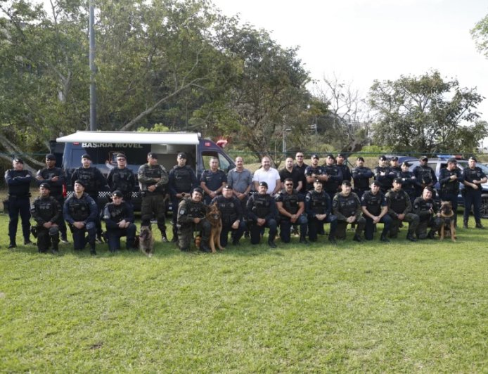 GCM forma 12 agentes no 1º Curso de Cinotecnia da corporação