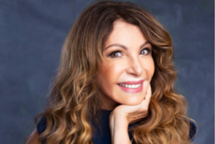 Elba Ramalho celebra 40 anos de carreira