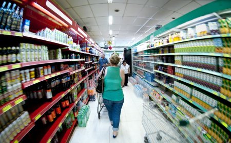 Produção industrial cai 0,6% de julho para agosto, diz IBGE