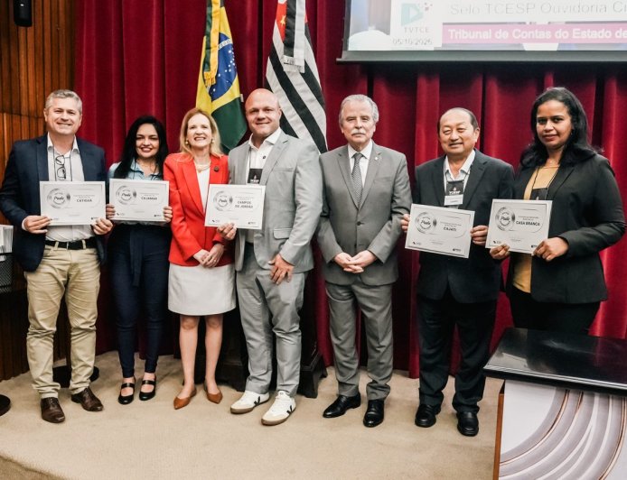 Cajamar recebe Selo TCESP Ouvidoria Cidadã 2026 por qualidade no atendimento à população