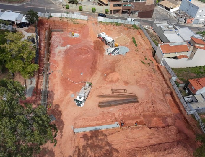 Vistoria das obras da nova creche no Jardim Columbia sinaliza mais de 200 novas vagas em Caieiras