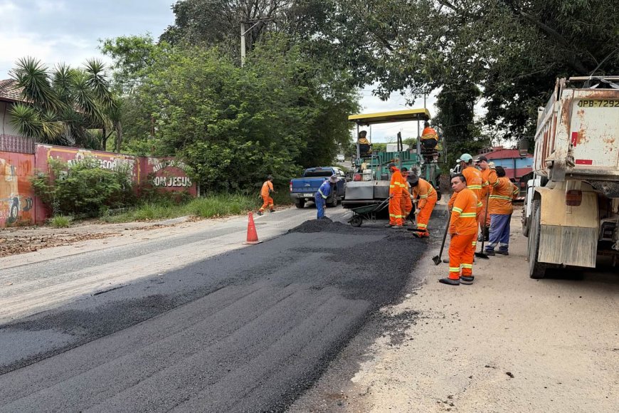 Pavimentação da Avenida Tasso Pinheiro, no Terra Nova, entra na reta final e avança na recuperação da via