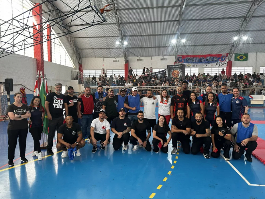 1º Desafio de Lutas Casadas de Jiu-Jitsu reúne 200 atletas no Ginásio Paulo Rogério