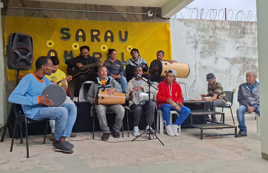 Sarau promove bem-estar e integração por meio da cultura